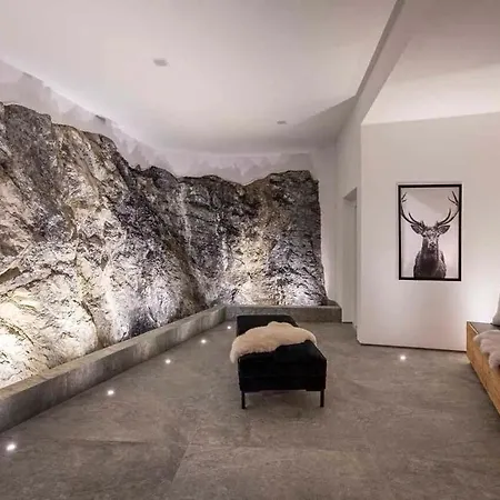Ski In Ski Out Chalet